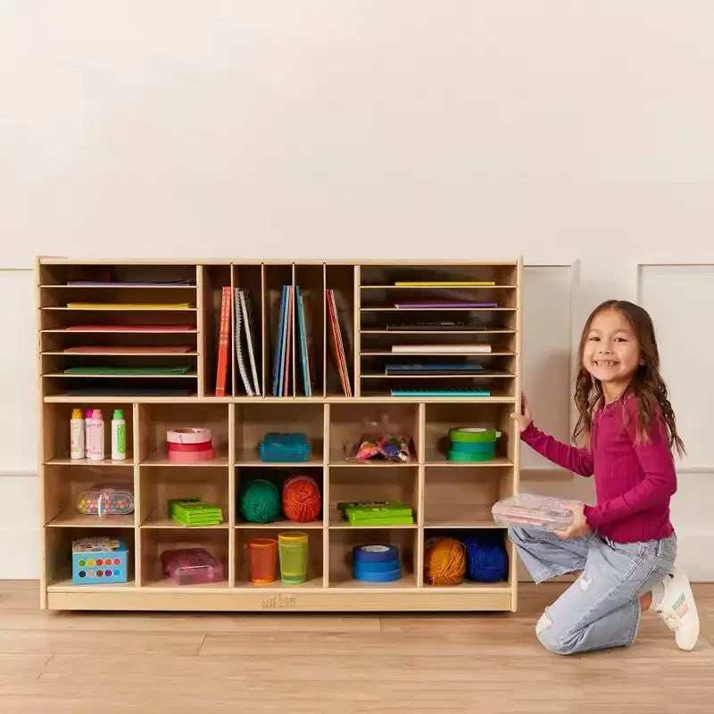 Meuble de rangement mobile multi-sections à plateaux avec compartiments de rangement cubiques